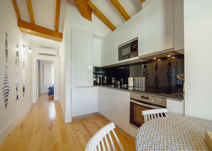 Downtown Prime With Terrace By Vacationy *