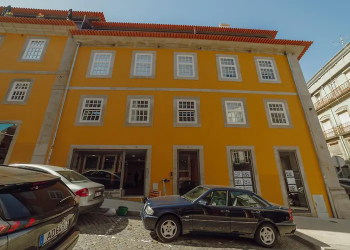 Downtown Prime With Terrace By Vacationy * Porto