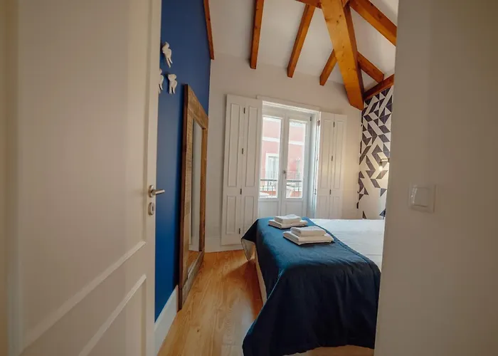 Downtown Prime With Terrace By Vacationy *