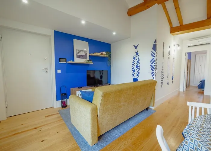 Downtown Prime With Terrace By Vacationy * ポルト